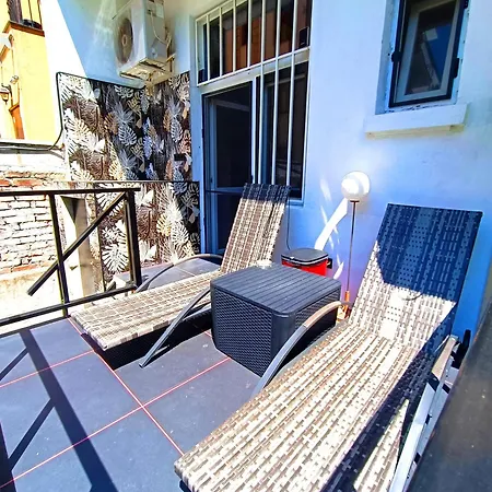 Sofia's Gem - Prime Location *